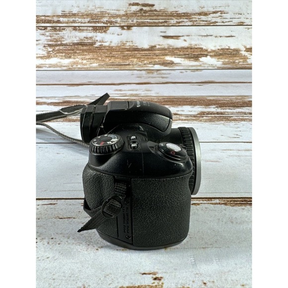 FujiFilm FinePix S5000 3.1MP Digital Camera 10x Optical Zoom Parts or Repair - Picture 2 of 6